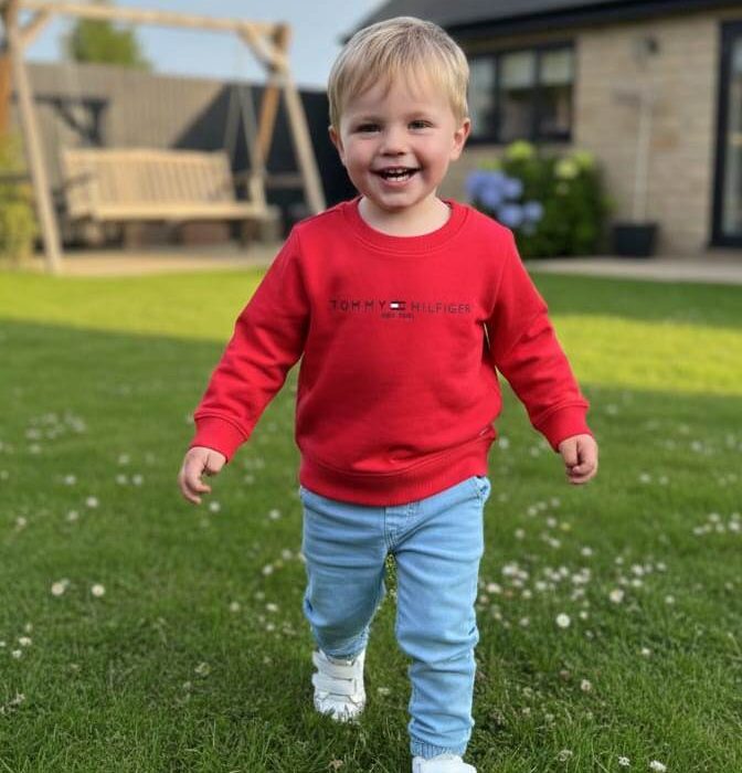 سويتيشرت احمر اطفال